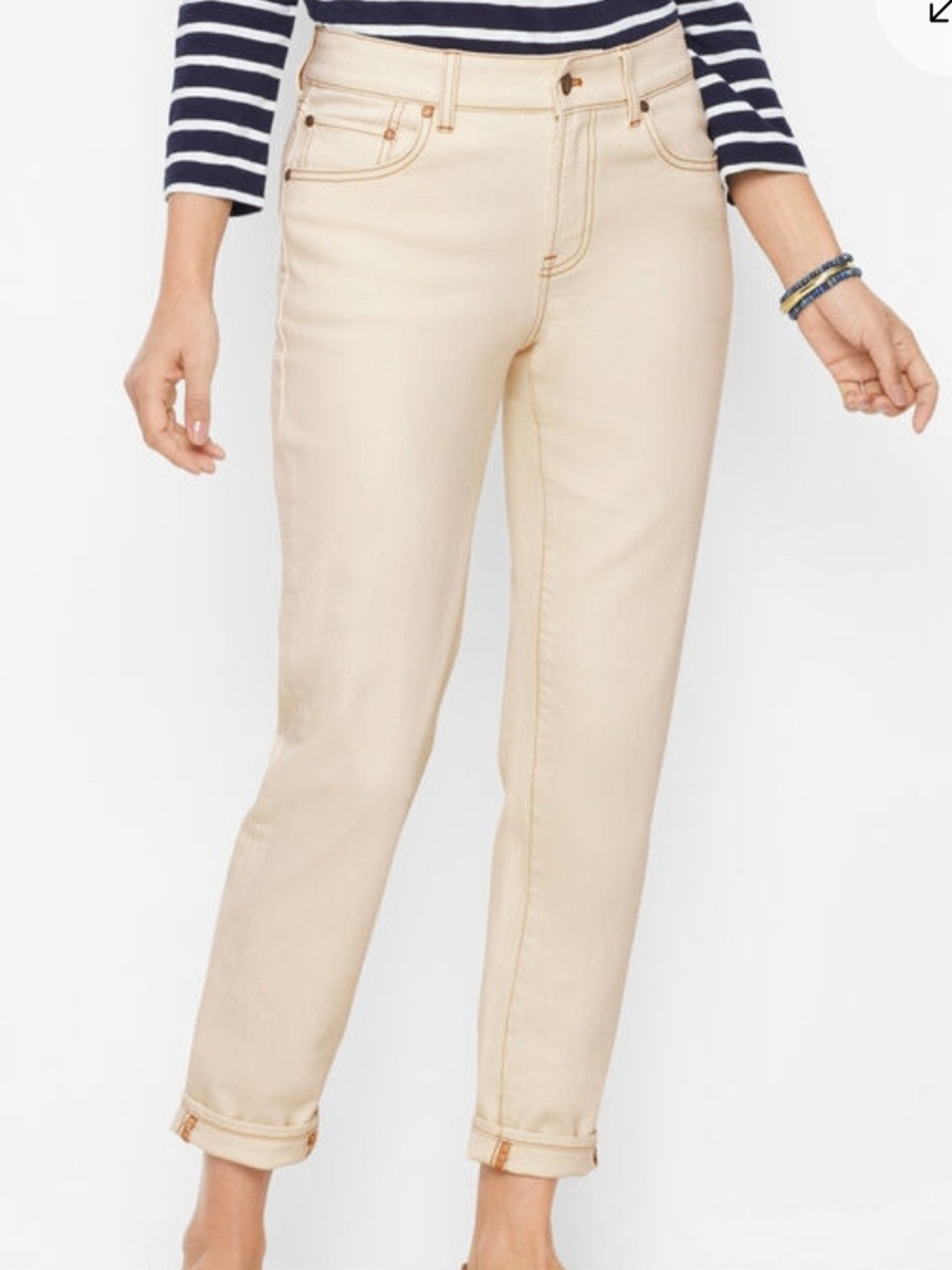 Talbots Everyday Relaxed Jeans - Natural Wash; Size 8